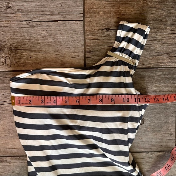 Michael Kors One Shoulder Striped Swimsuit Size 6 - Picture 7 of 7
